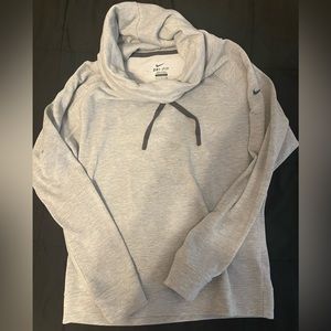 Nike pullover